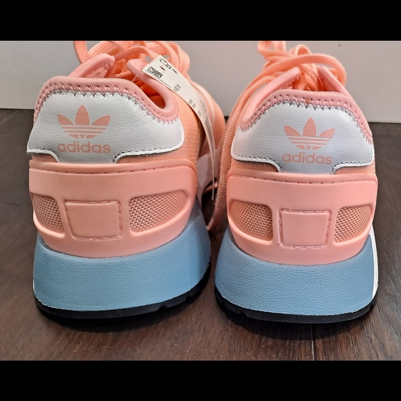 ADIDAS original sneakers - Picture 6 of 8